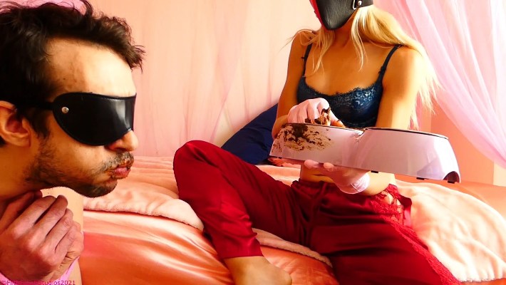 Weekend Stuffing – TOILET SLAVERY