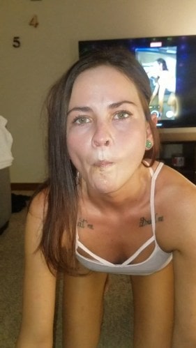 SluttyLittleLex – Eating My Master’s Ass.