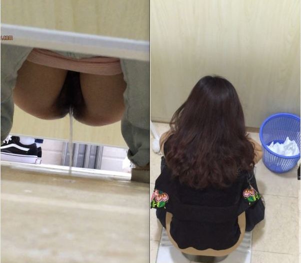 The women’s toilet cubicles are at our disposal.