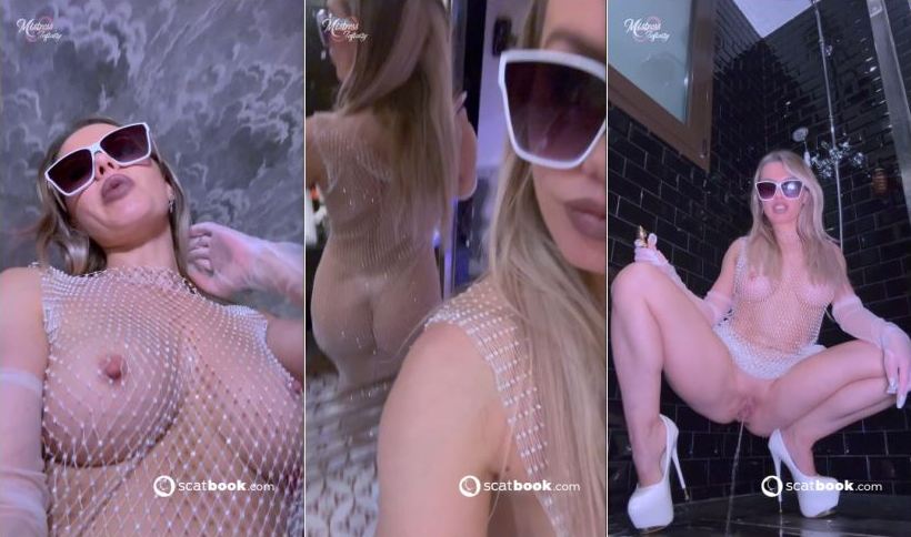 Mistress Infinity anal plug and peeing in the shower