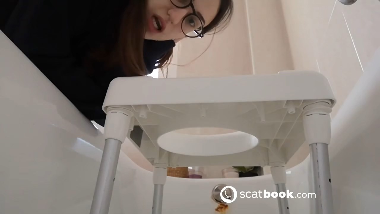 Miss Lith Domina – First Shit After First Exam At University, Big Shit