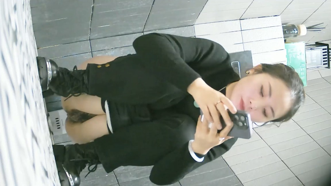 Hidden Cam Captures Asian Girls’ Private Moments: Squat Toilet Voyeur Compilation