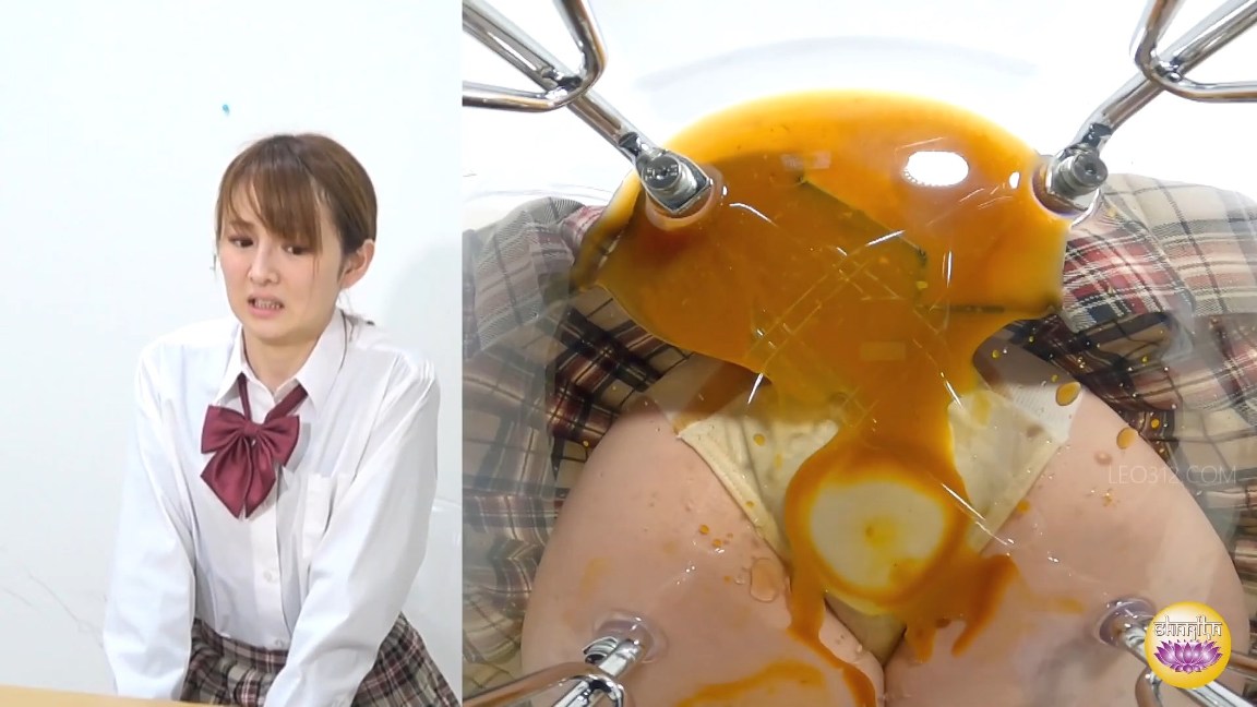 SL-455 High School Girl Poops herself during part-time job interview 2 Part-3