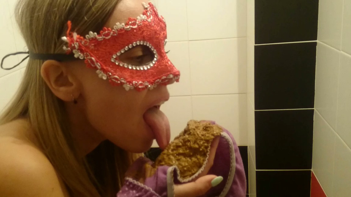 Brown Wife – Purple Panties Poop Mess