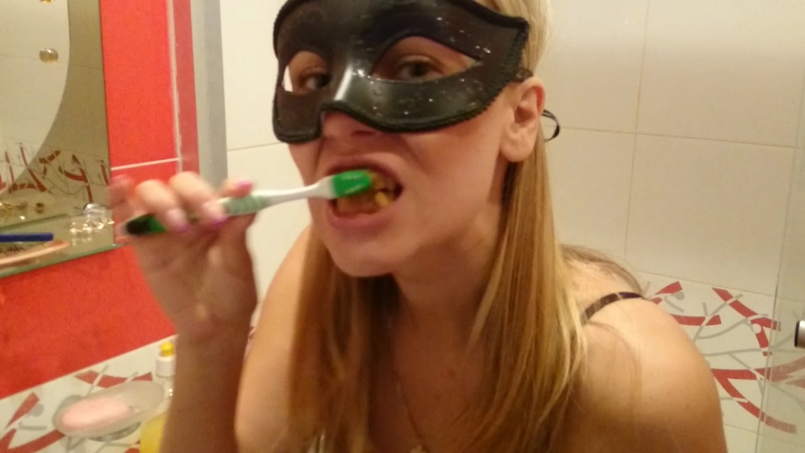 Brown Wife Real Shit Instead of Toothpaste