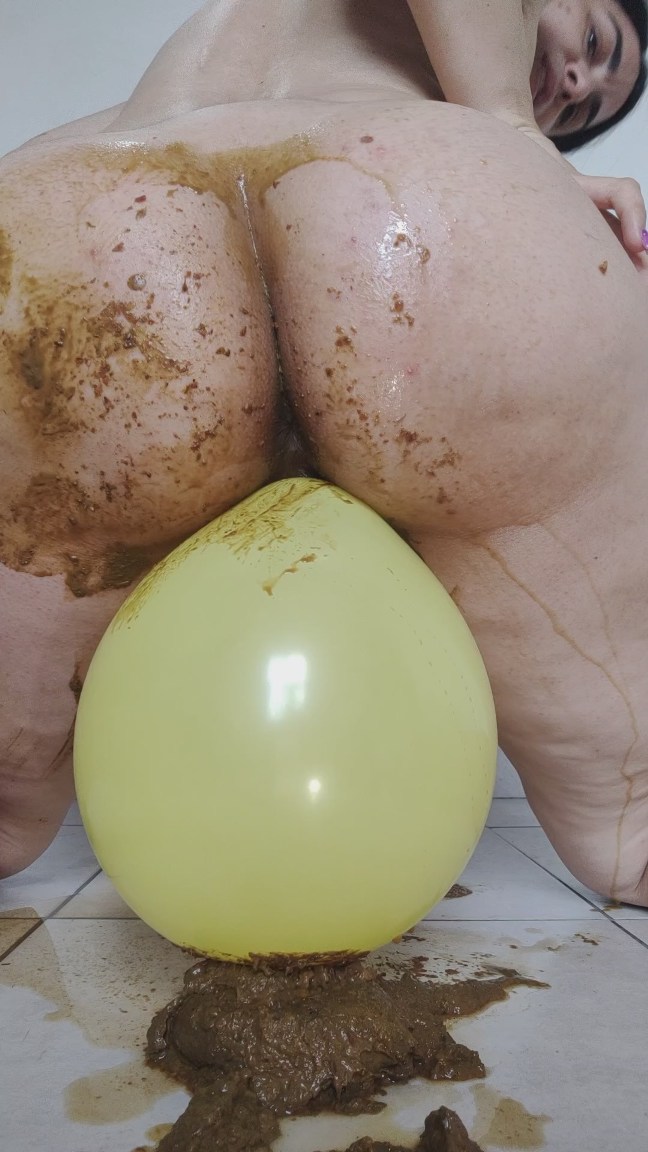 Amy_dirty00 – Balloon Shit Masturbation