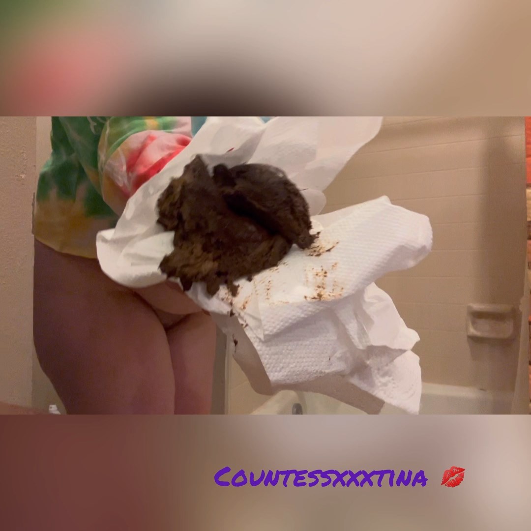CountessXxxtina – Destroyer of Toilets huge ass