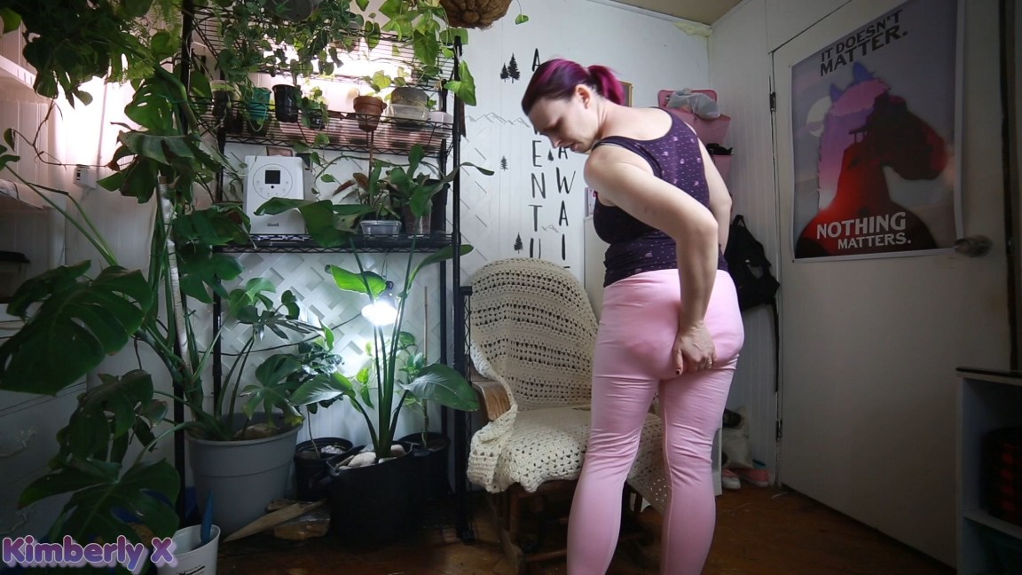 Diaper under leggings fill